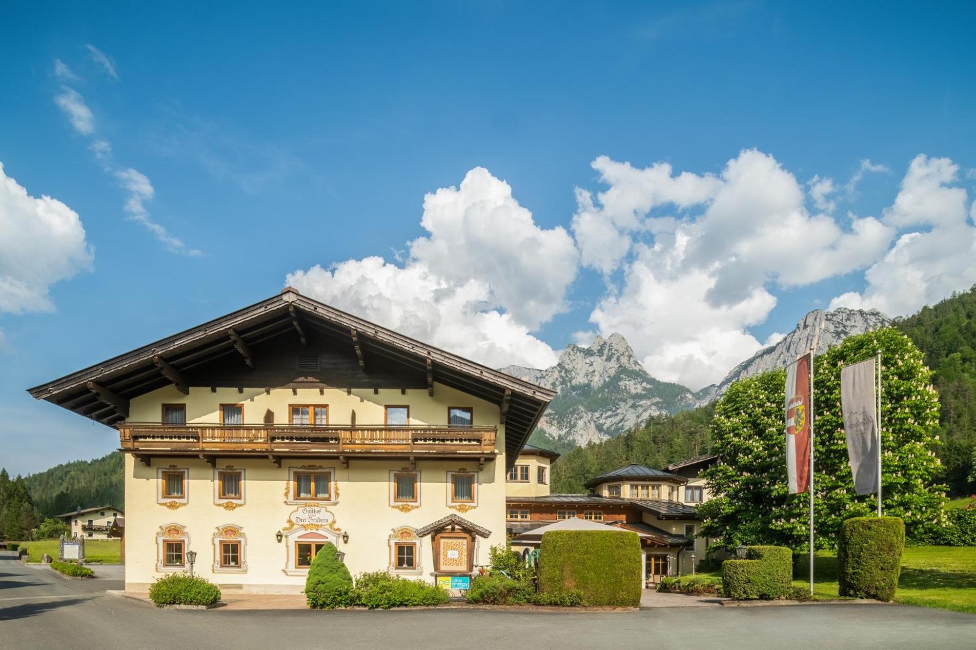 Hotel Vitaloase Zu Den Drei Bruedern Unken Exterior foto