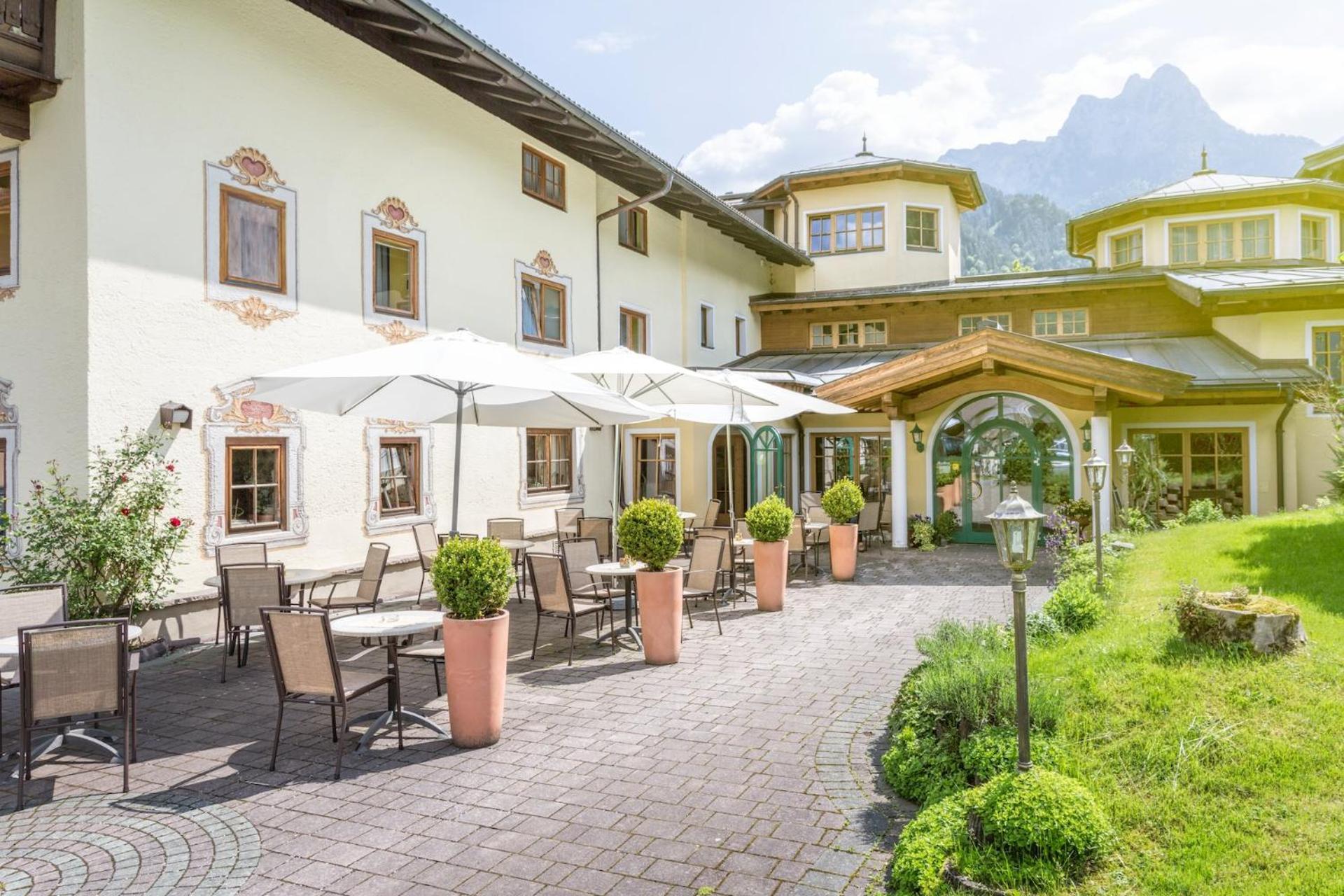 Hotel Vitaloase Zu Den Drei Bruedern Unken Exterior foto